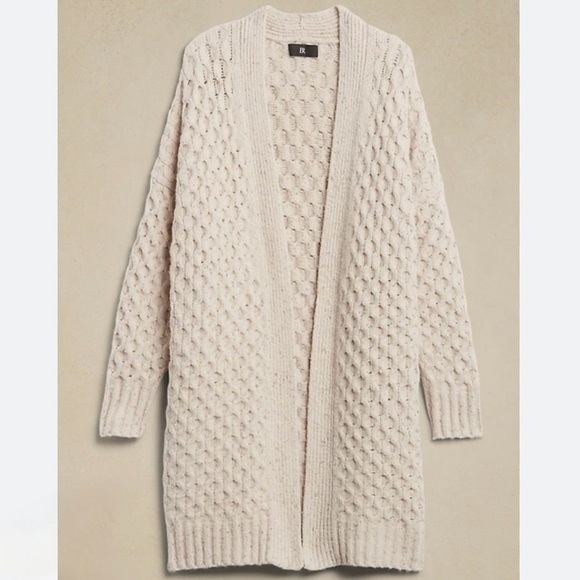 Banana Republic Sweaters - Banana Republic Bariloche Honeycomb Cardigan Sweater Heathered Beige size XS